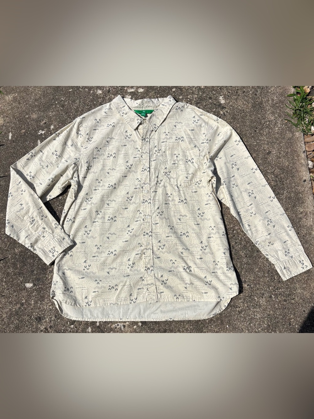 dip Men's Casual Button-Down Shirt in Ivory with Gray Pattern